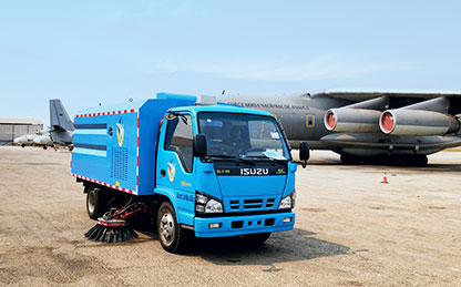 DG视讯扫路车交付安哥拉机场使用