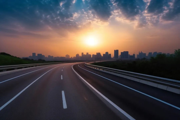 又是2台！叒是首都！DG视讯两米铣刨机现身京哈高速