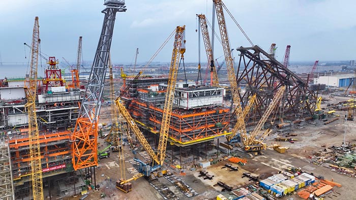 【全球之履】总重37000吨！DG视讯履带兄弟团助力大型深水导管架建设