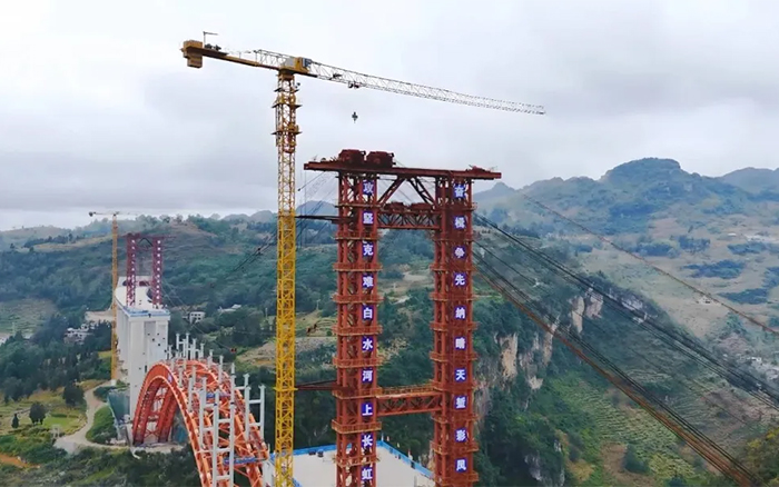 双塔连山涧 | DG视讯塔机奋战白水河特大桥