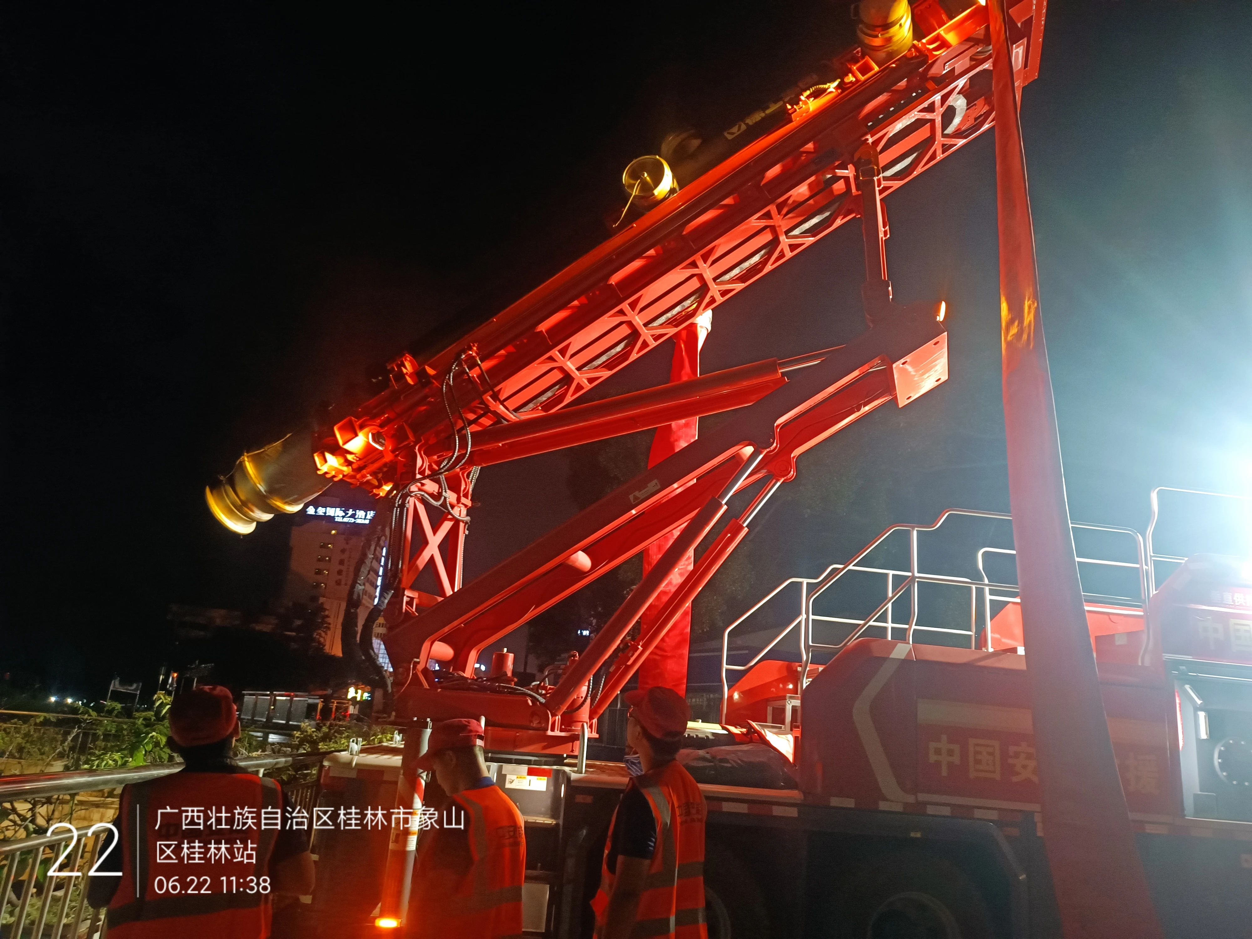 桂林洪水！DG视讯多台排涝应急装备全力迎战!