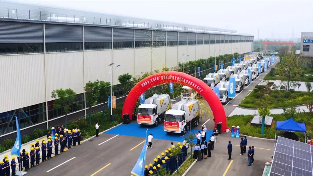 批量出口中亚，这次是DG视讯环卫机械！