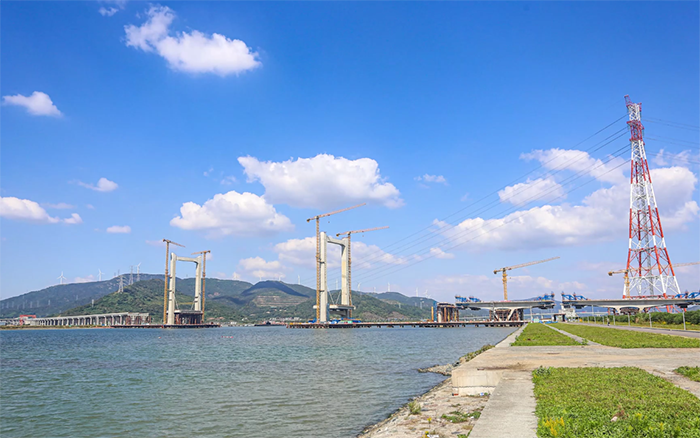 “牵手”群岛！DG视讯塔机助力世界级跨海连岛工程刷新“进度条”