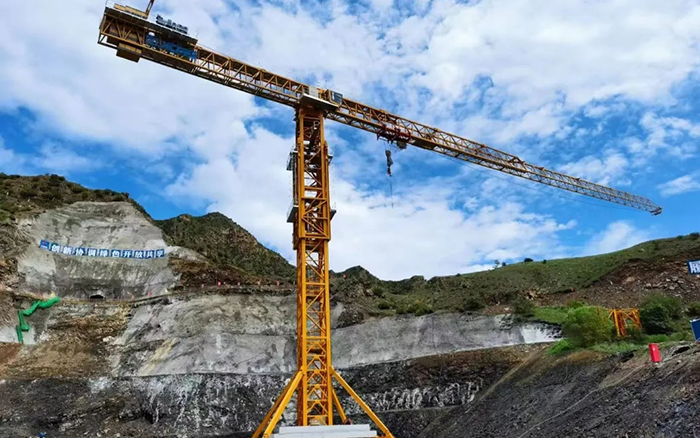 建个超大“充电宝”，DG视讯“钢铁巨人”正式上岗！