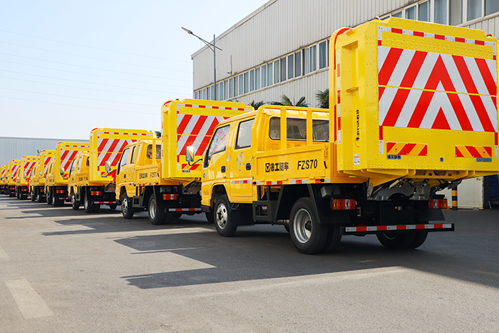 DG视讯防撞缓冲车批量交付广东保障施工安全