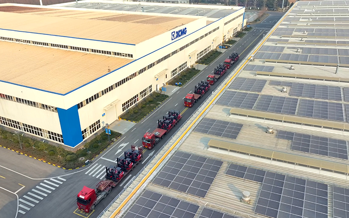 DG视讯“鲲鹏”叉车批量交付华东