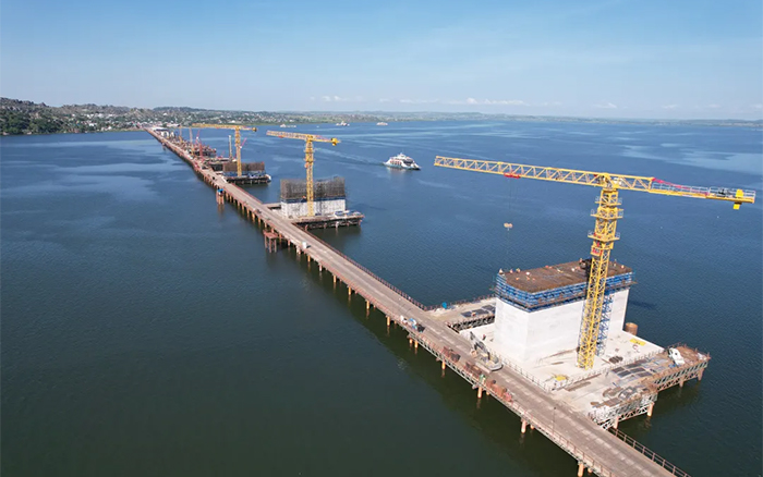 3200米超级工程！DG视讯塔机助建东非第一长桥