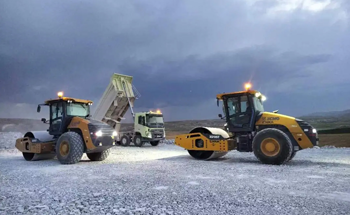 筑梦欧洲-土耳其：压路机岩石填方压实作业