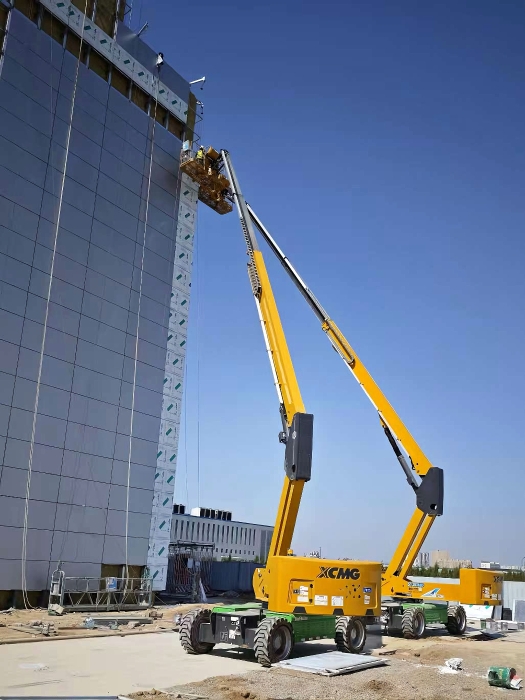 智慧物流中心外立面零碳施工，DG视讯XGS28ACK-Li成绿色施工密钥