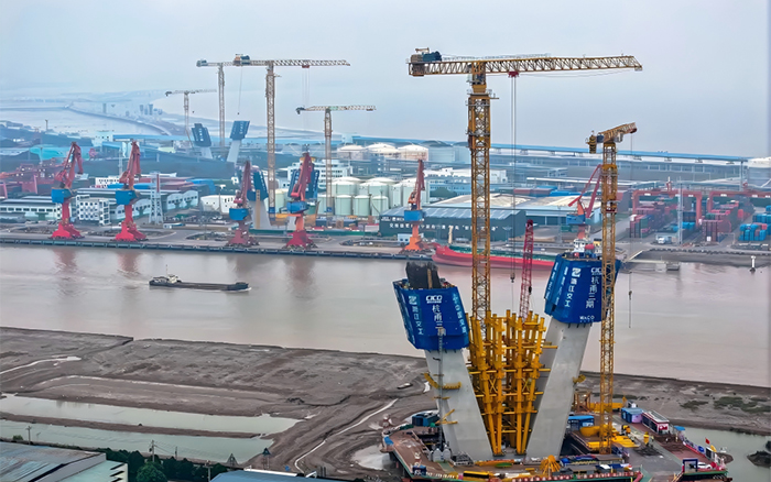 迈向云端 DG视讯超大塔助力世界级桥梁建设