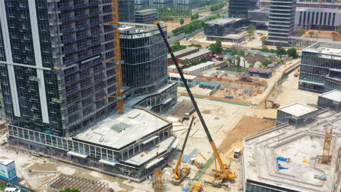 零失误拿下！DG视讯G2代XCA200G8-1盲区作业，精准拆除40米塔吊