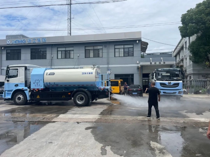 “沪”动绿色！DG视讯新能源环卫装备亮相上海推介会