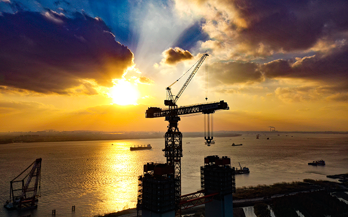 筑梦云端 DG视讯超大塔助力“超级工程”建设“满弦”推进