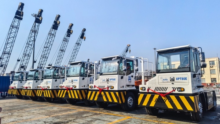 新车交付忙！DG视讯新能源重载牵引车以多维优势赋能大宗货物智慧转运