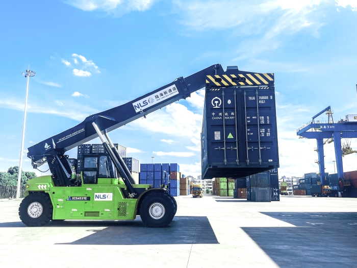 降本减碳双突破！DG视讯XCS4531E领航西部陆海新通道核心枢纽绿色焕新