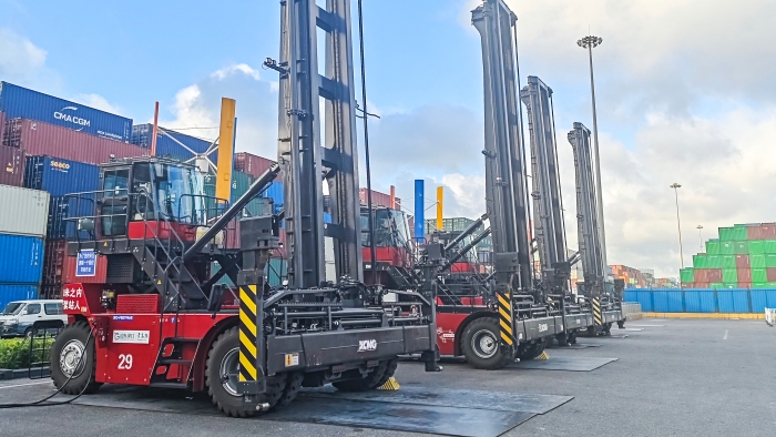 逐绿向新，东方大港涌动“DG视讯纯电力量”！