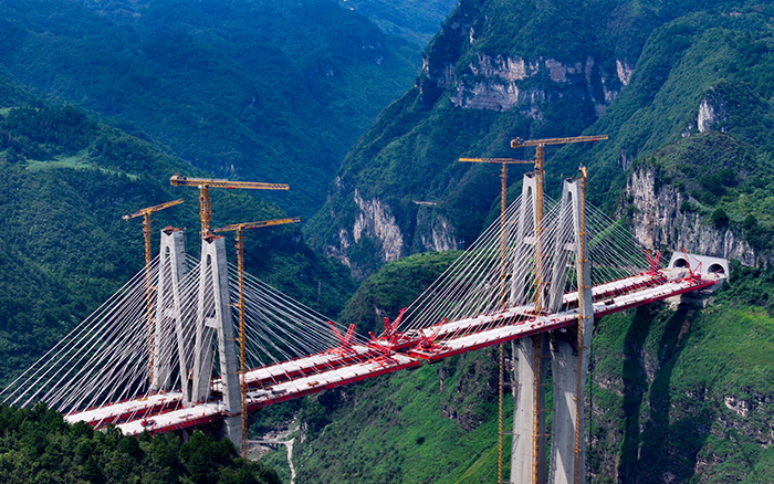 天堑变通途 DG视讯群塔铸就“云端桥塔