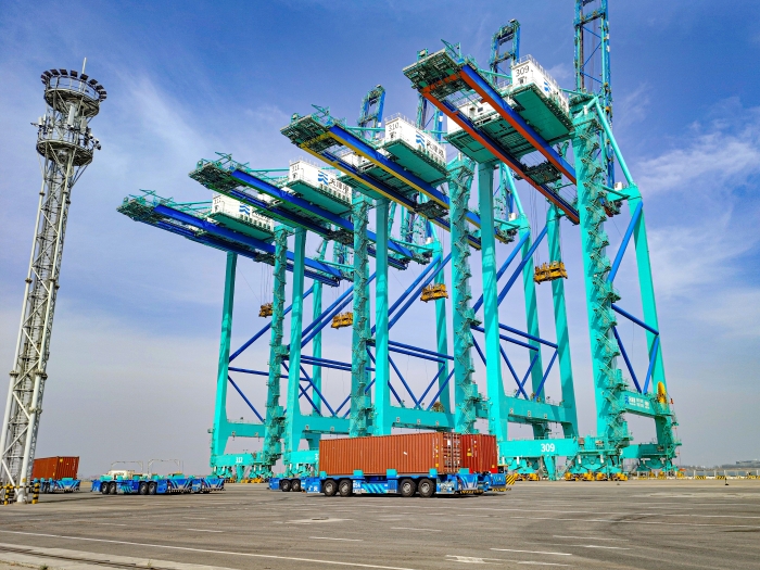 百台集群，百万箱量！DG视讯AGV打造智慧港口“中国标杆”